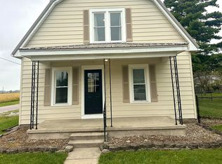 5806 N Sugar St, Uniondale, IN 46791