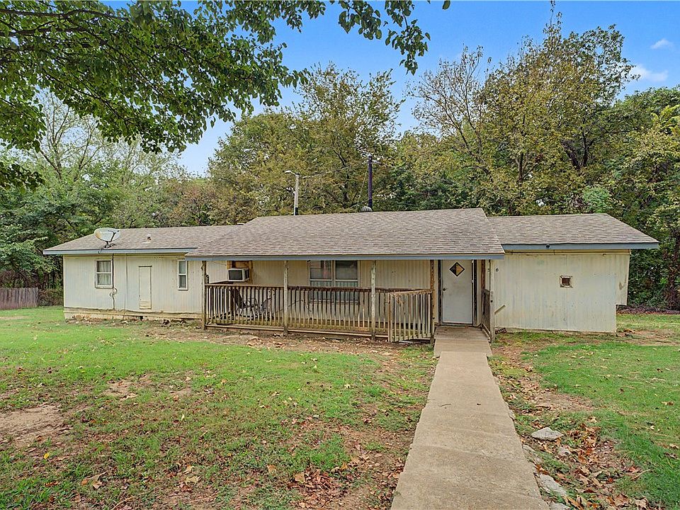 1st image of 1546 Liberty Ave