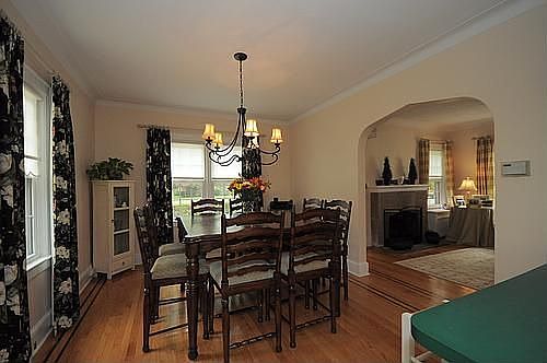 5th image of 116 New Hyde Park Rd