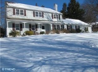 1345 Karen Ln, Wayne, PA 19087