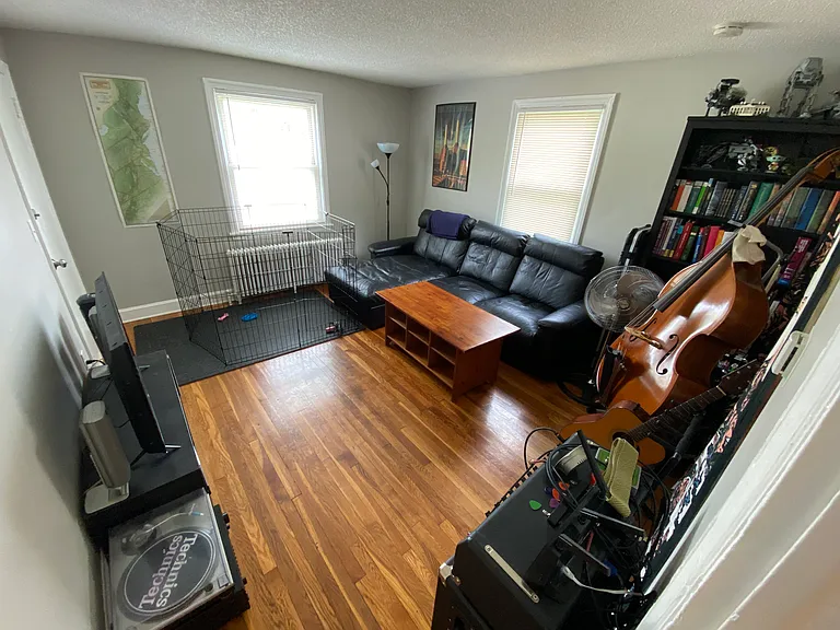 111 Sheldon Ter #1L — Photo 10
