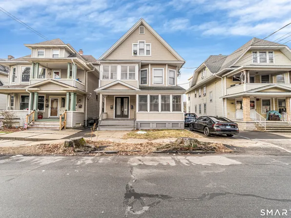 105 Carleton Ave, Bridgeport, CT 06604