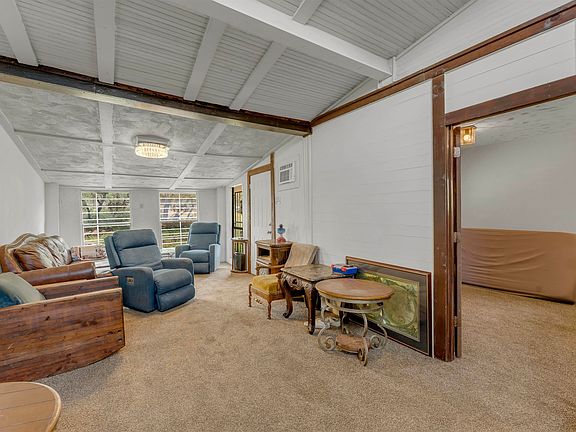 5th image of 112 Mica Drive
