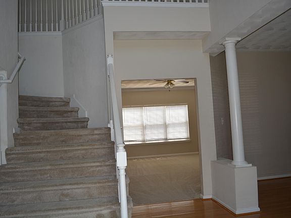 3rd image of 13319 Naylors Blue Ct