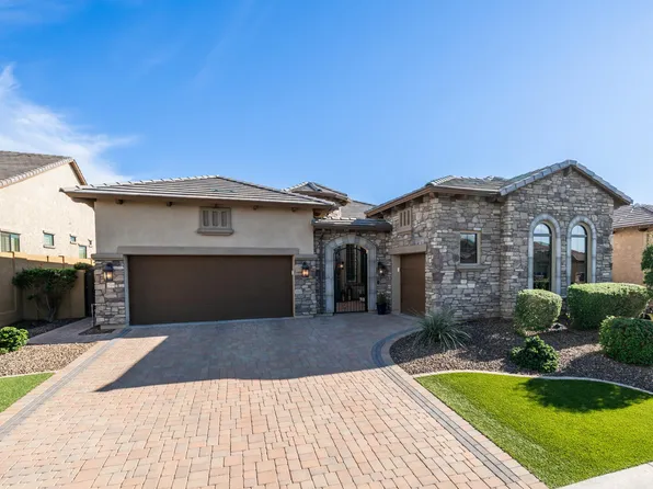 2319 N TROWBRIDGE Street, Mesa, AZ 85207