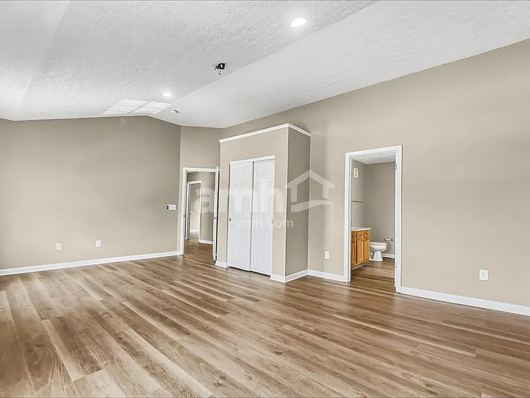 5917 Havenwood Ct — Photo 9