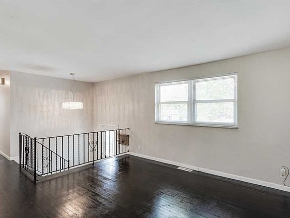 5th image of 11478 Ivyrock Ct