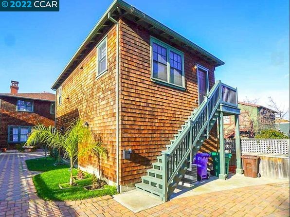 1099 Promenade St #A