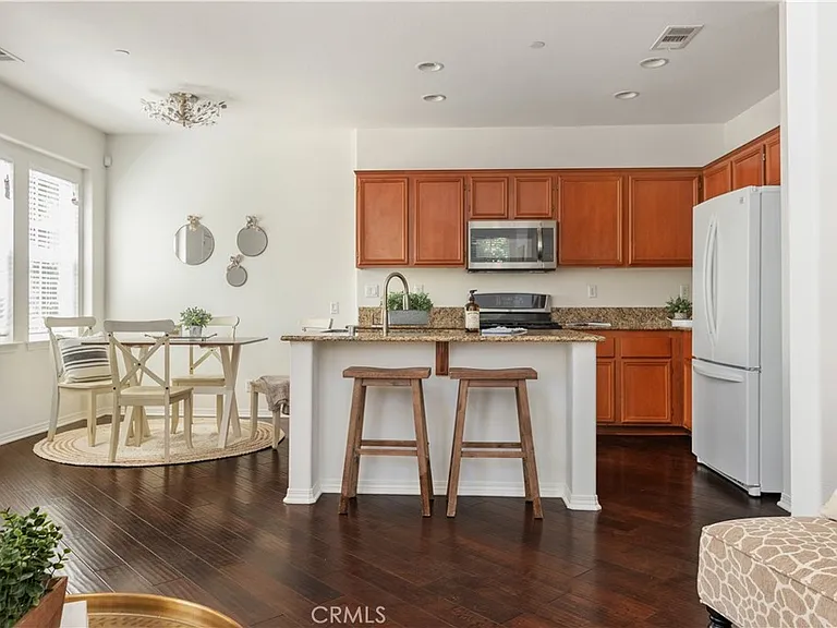 399 W Mountain Holly Ave — Photo 7