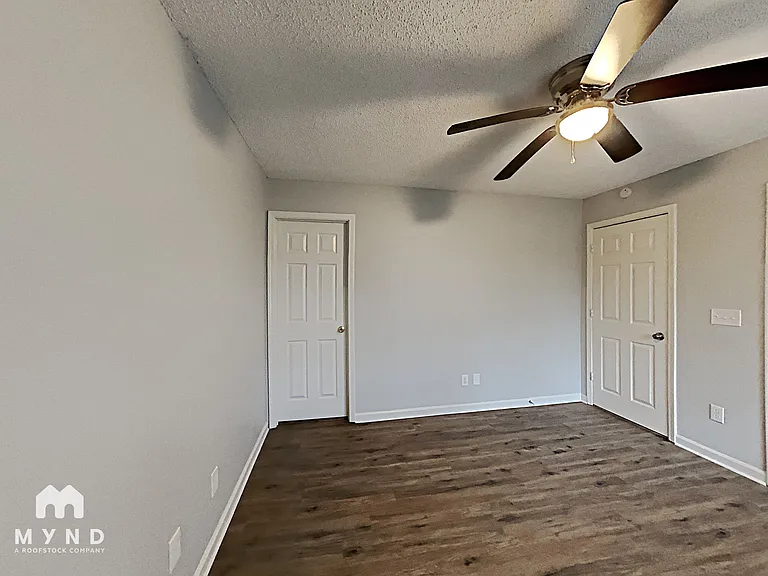 62 Woodland Rd SW — Photo 10