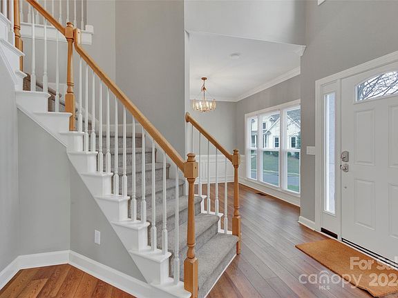 3rd image of 9132 Sandpiper Dr