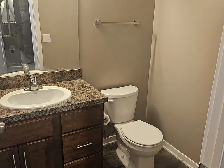 6537 Burlington Ave #1 — Photo 8