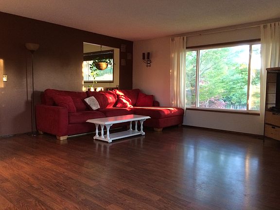 4th image of 2456 SE Beaver Creek Ln
