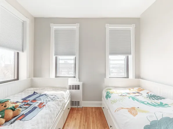 143-50 Hoover Avenue image 26 of 30