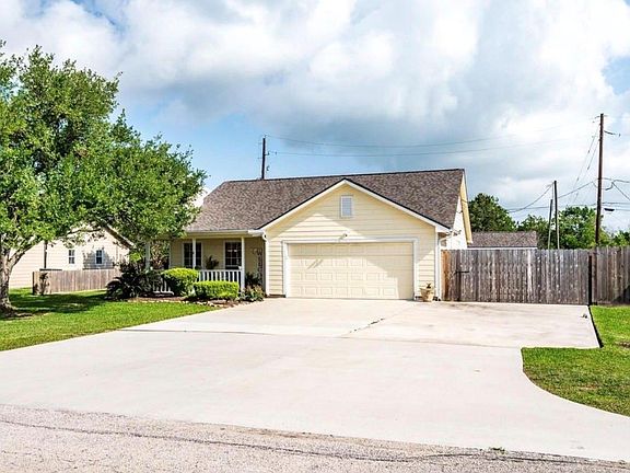 2nd image of 1311 Alpha Ln