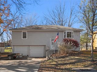 405 S Franklin St, Spring Hill, KS 66083