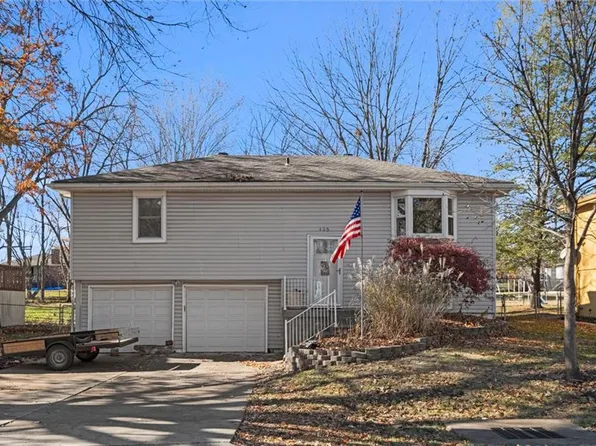 405 S Franklin St, Spring Hill, KS 66083