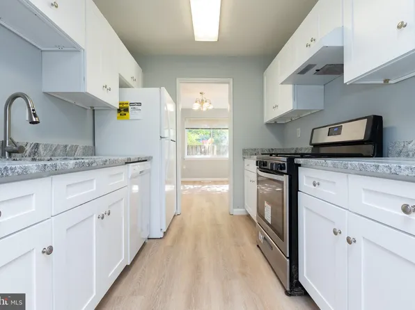 426 W Deer Park Rd #10-A, Gaithersburg, MD 20877