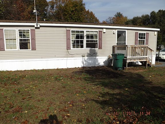 5th image of 325 Pyramid Pines Est