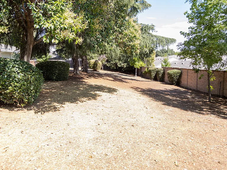 3803 Yellowstone Ct — Photo 40