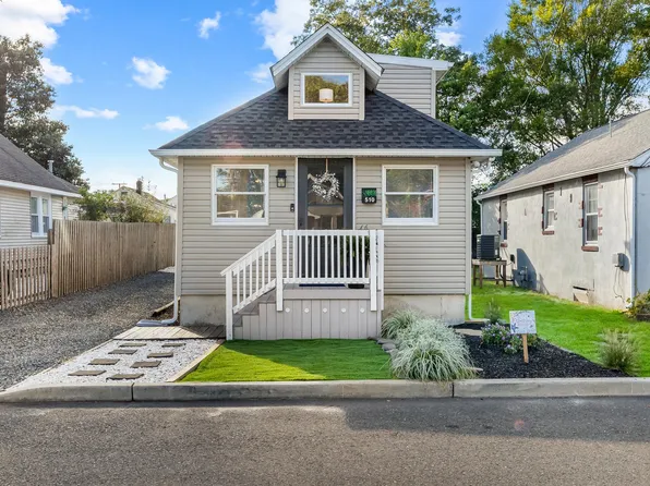 510 Narragansette Ave, Ocean Gate, NJ 08740