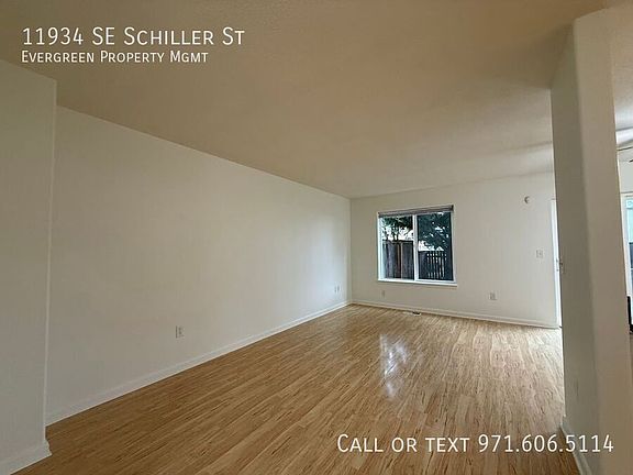 5th image of 11934 SE Schiller St