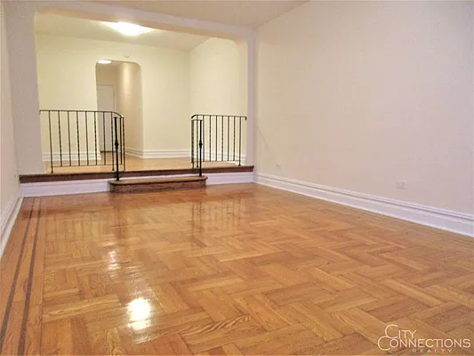 Rented by City Connections Realty | media 19