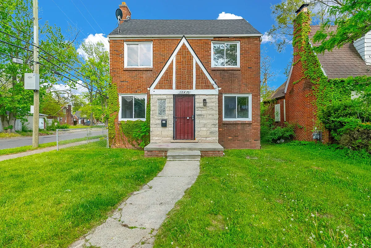 Building Photo - 10470 Roxbury St