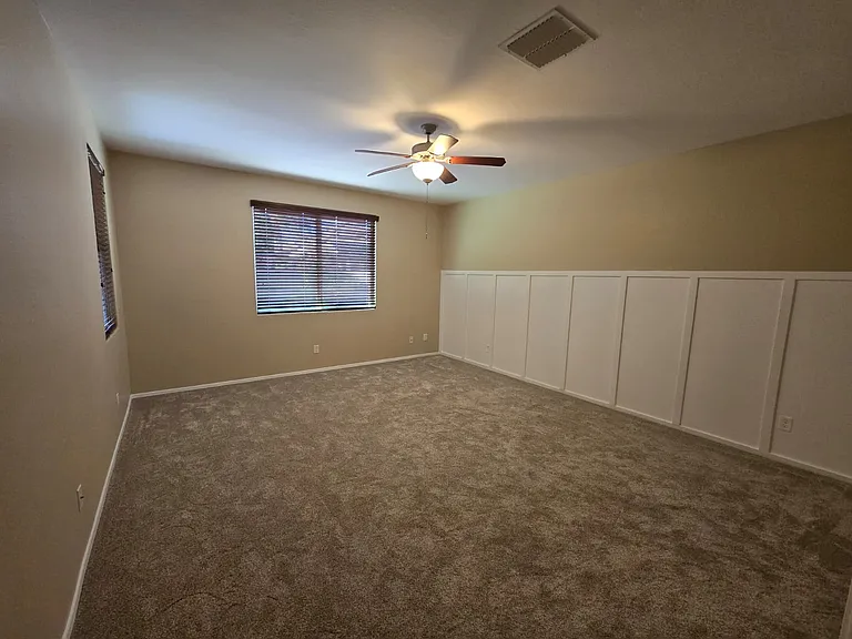 18328 W Saguaro Ln — Photo 6