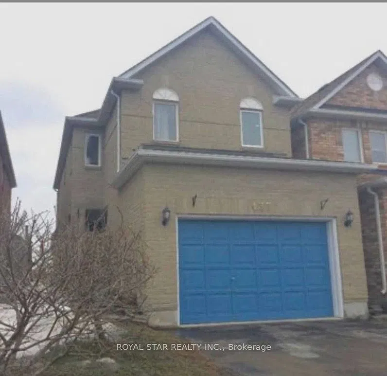 3 bed, $2,700 — Photo 1