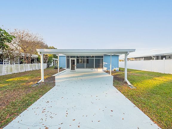3rd image of 3544 Lazy Lake Dr N