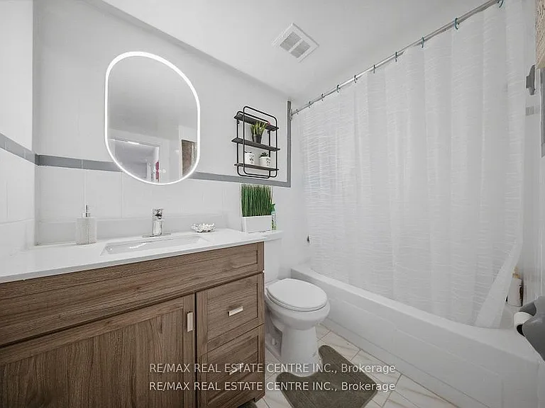 3577 Derry Rd E #207 — Photo 9