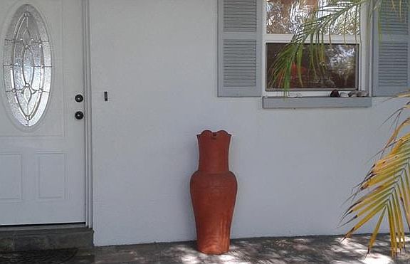 3rd image of 1465 S Betty Ln