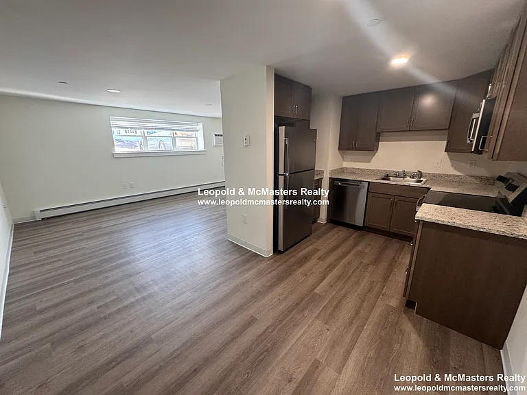 1731 Washington St — Photo 29