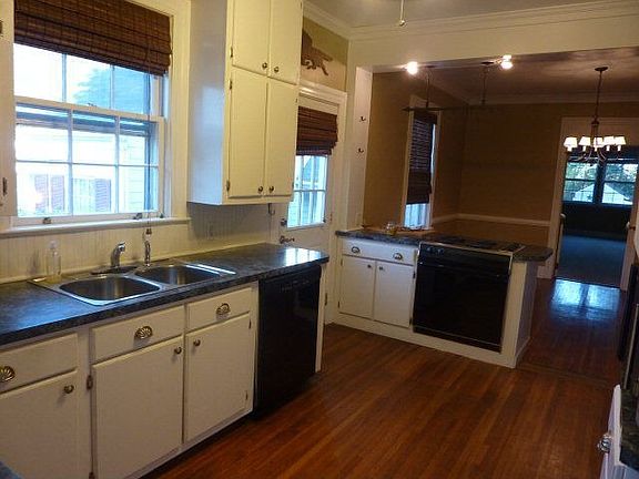 5th image of 406 Randolph St