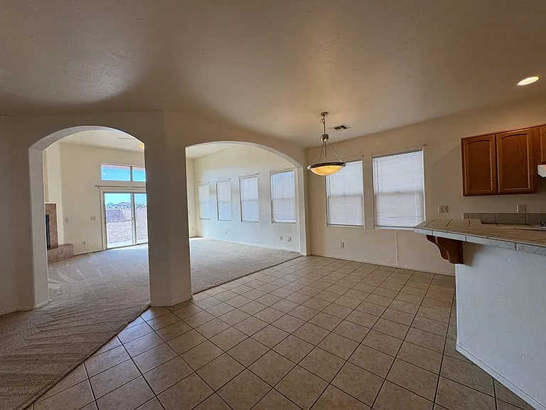 3603 Plaza De La Rosa — Photo 3