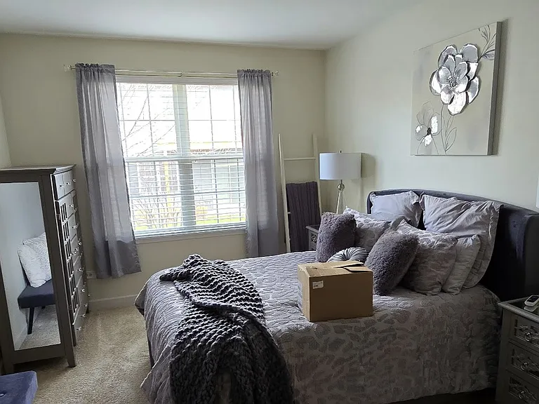 2437 Oneida Ln — Photo 8
