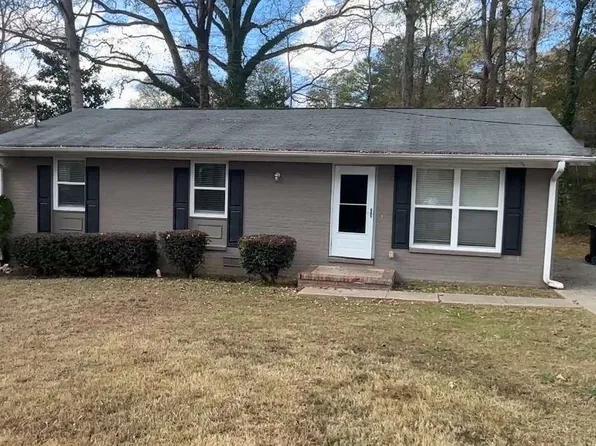 17 Westgate Park Dr, Newnan, GA 30263