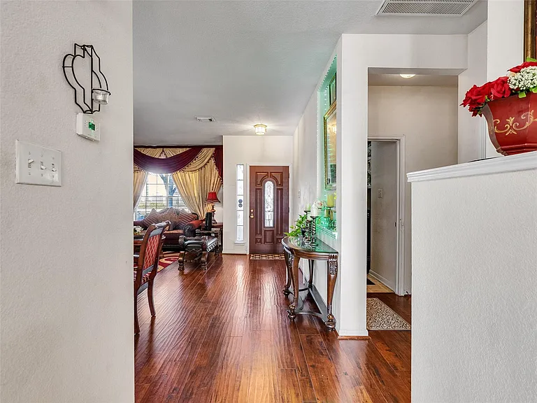 5514 Gatesprings Ln — Photo 9