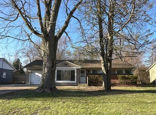 375 Douglas Rd, Batavia, IL 60510