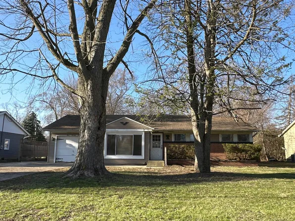 375 Douglas Rd, Batavia, IL 60510