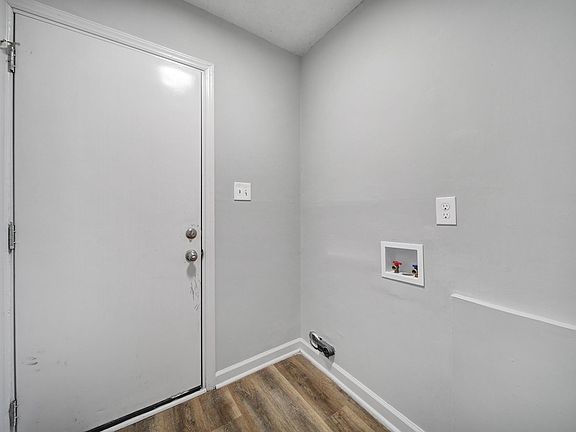 2nd image of 6513 Old Post Rd #6513