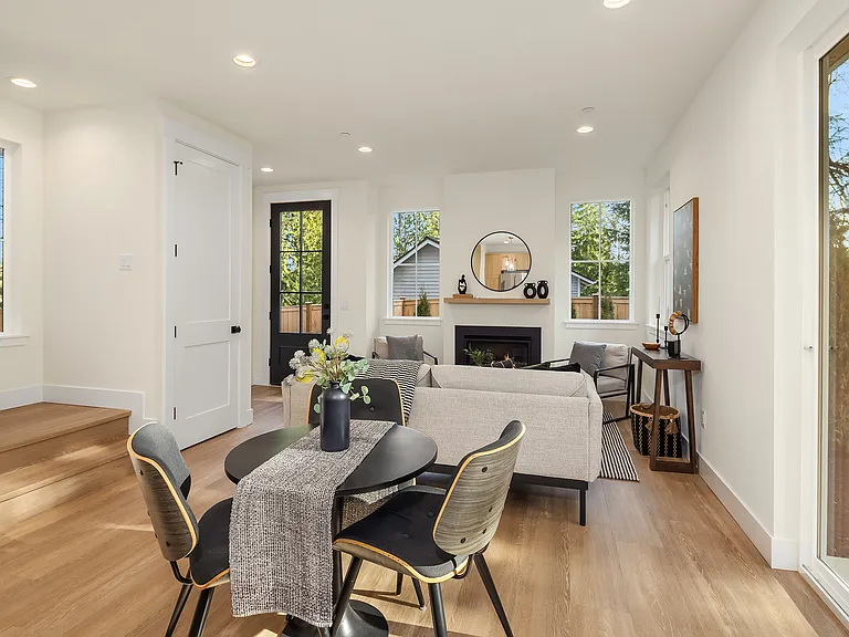 11810 NE 103rd Pl — Photo 11