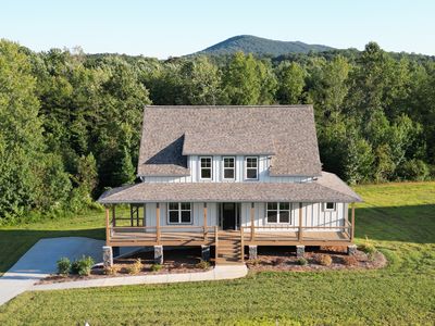 83 Hunts Ridge Dr, Cleveland, GA, 30528