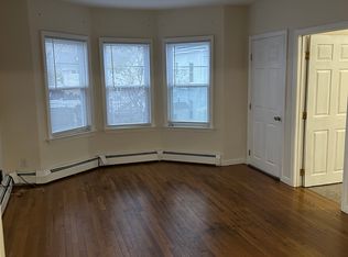 55 Standish Ave, Cranston, RI 02920