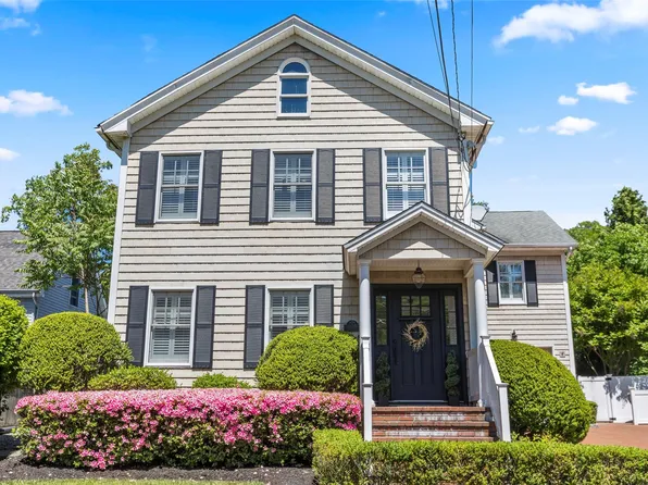 205 1st Avenue, Port Jefferson Village, NY 11777