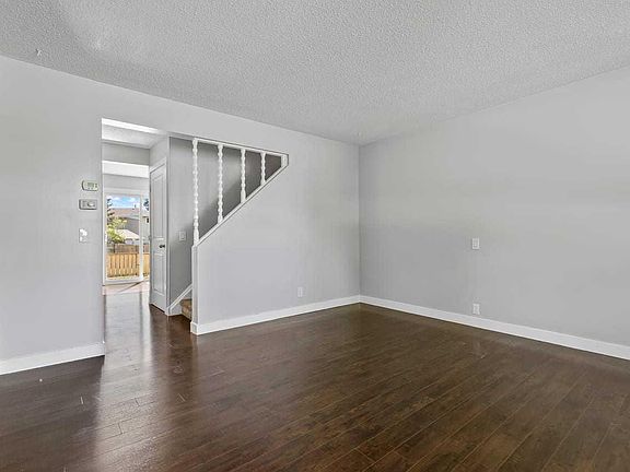 5th image of 767 Whitehill Way NE