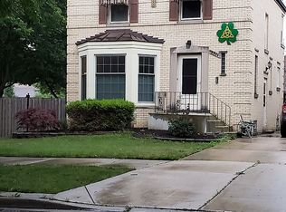 9956 S Campbell Ave, Chicago, IL 60655