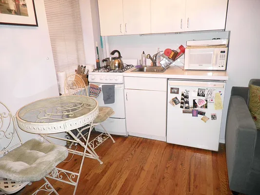 Rented by John O'Kelly Real Estate | media 22