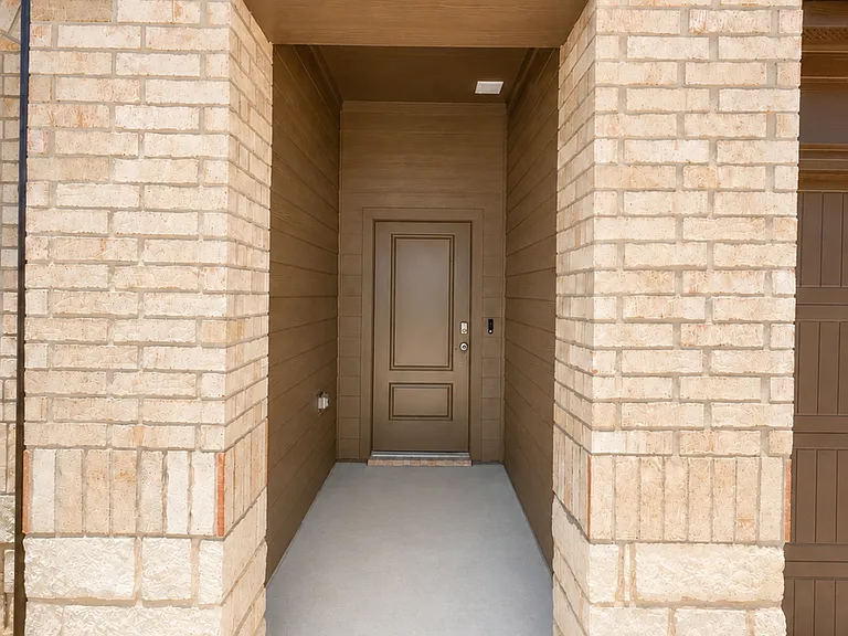 324 Bronze Cir N — Photo 11